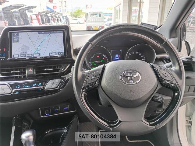 Toyota C-HR 2018-02 7326162-8