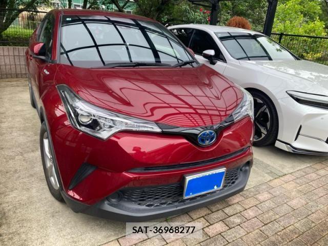Toyota C-HR 2017-04 7357141-0