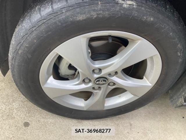 Toyota C-HR 2017-04 7357141-4