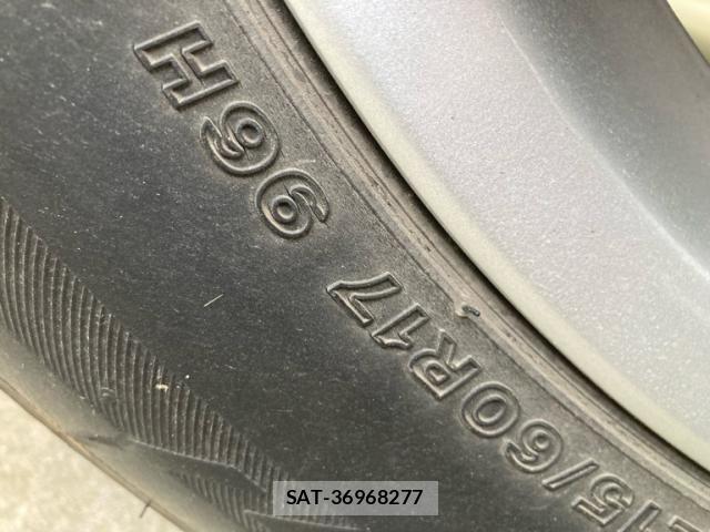 Toyota C-HR 2017-04 7357141-6