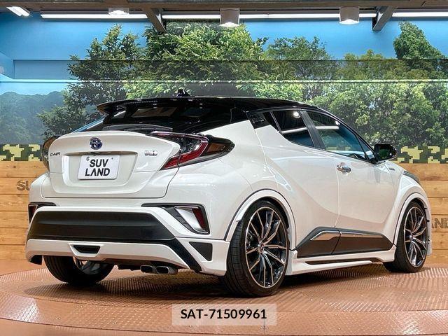 Toyota C-HR 2018-02 7357132-17