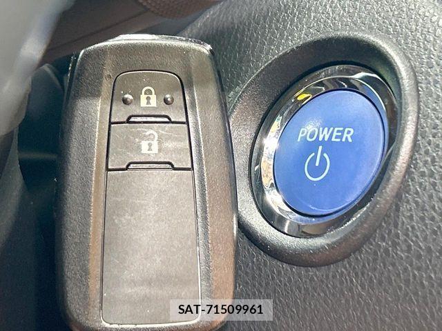 Toyota C-HR 2018-02 7357132-7
