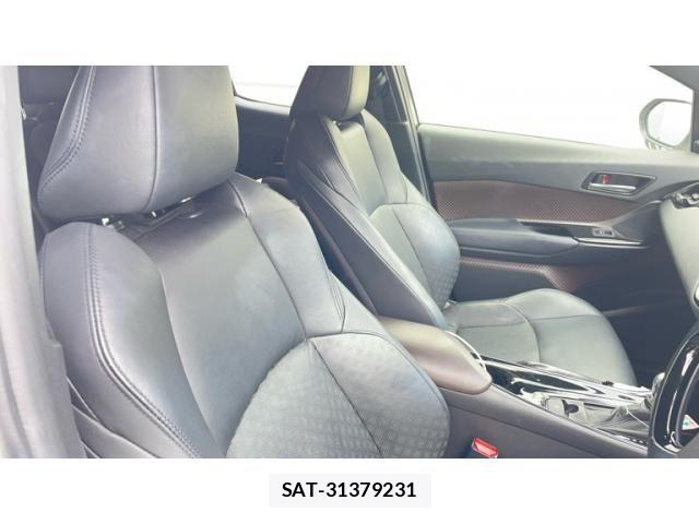 Toyota C-HR 2017-09 7357149-9