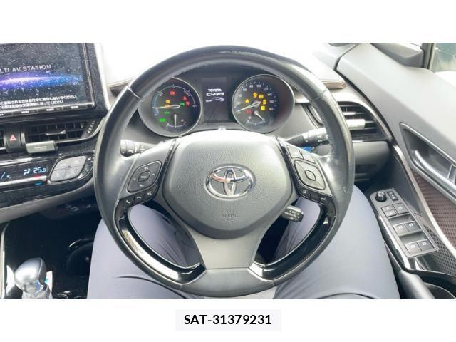 Toyota C-HR 2017-09 7357149-10