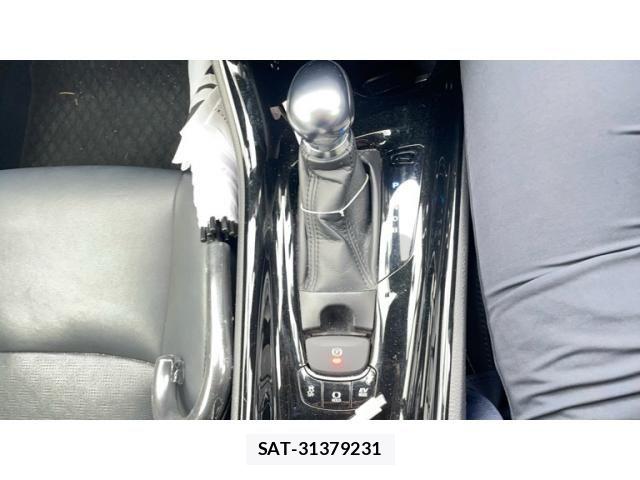 Toyota C-HR 2017-09 7357149-17