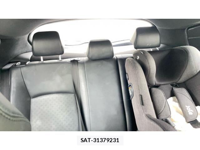 Toyota C-HR 2017-09 7357149-18
