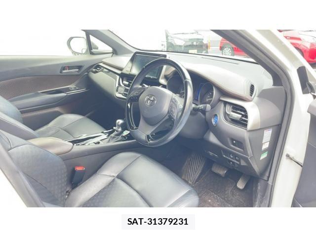 Toyota C-HR 2017-09 7357149-8