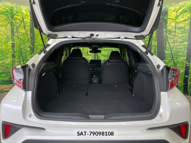 Toyota C-HR 2017-06 7357142-9