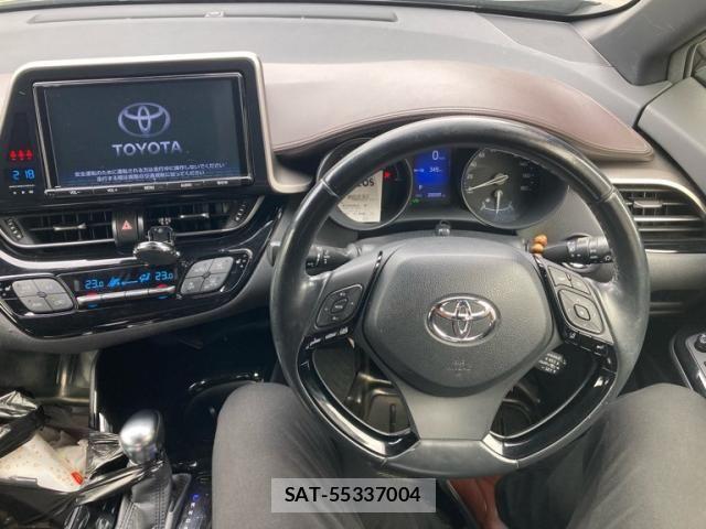 Toyota C-HR 2018-02 7357151-13