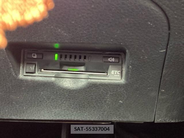 Toyota C-HR 2018-02 7357151-20