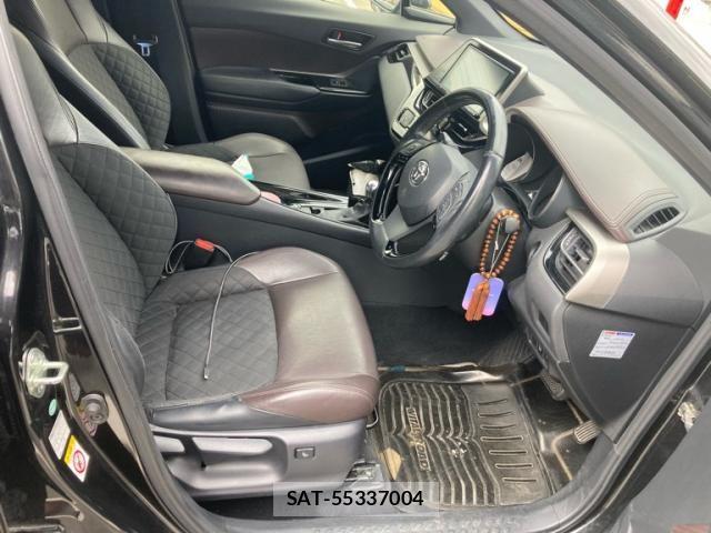 Toyota C-HR 2018-02 7357151-8