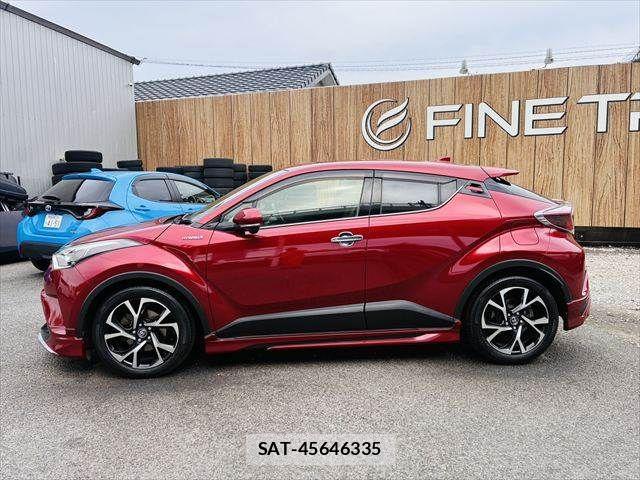 Toyota C-HR 2017-11 7357145-20