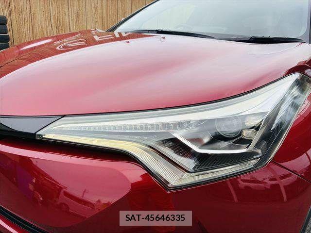 Toyota C-HR 2017-11 7357145-21