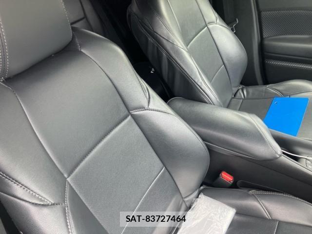 Toyota C-HR 2019-01 7357146-10