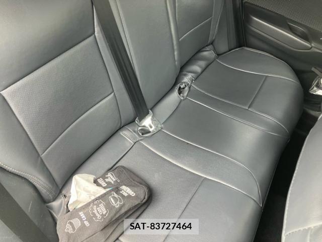 Toyota C-HR 2019-01 7357146-11