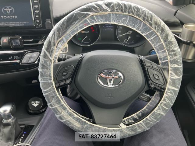 Toyota C-HR 2019-01 7357146-13