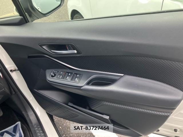 Toyota C-HR 2019-01 7357146-24
