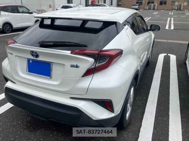 Toyota C-HR 2019-01 7357146-2