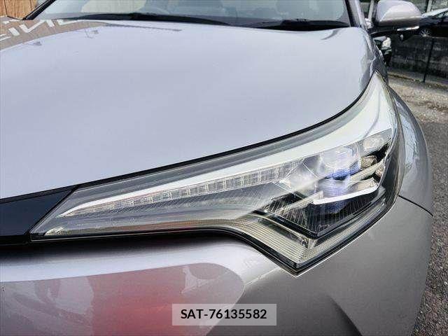 Toyota C-HR 2016-12 7357140-11