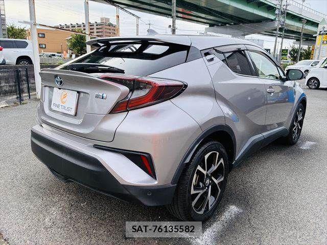 Toyota C-HR 2016-12 7357140-17