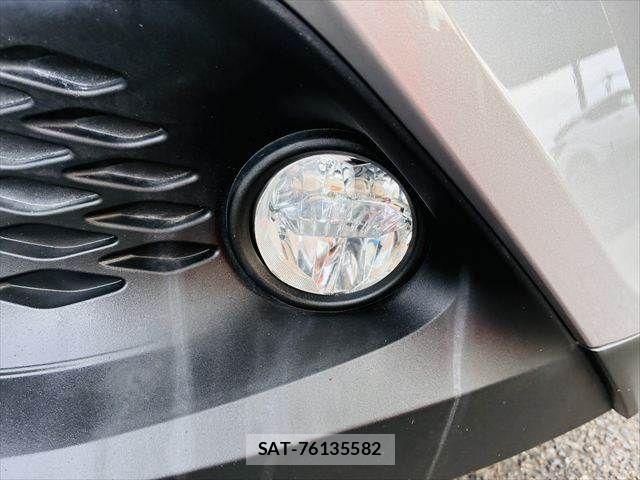 Toyota C-HR 2016-12 7357140-23