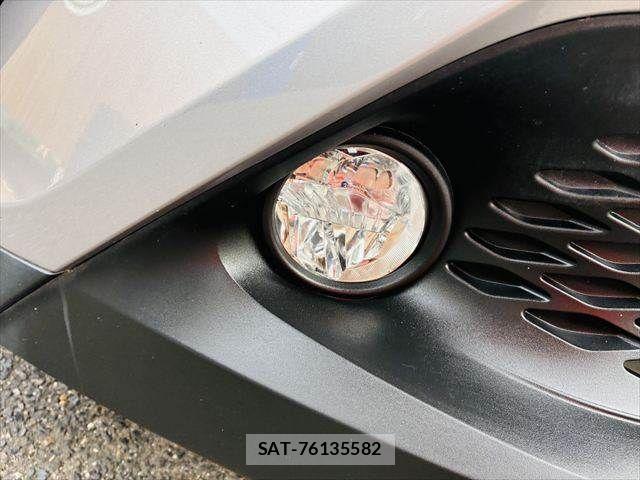 Toyota C-HR 2016-12 7357140-24