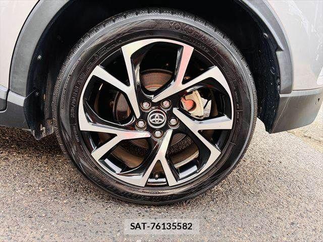 Toyota C-HR 2016-12 7357140-28