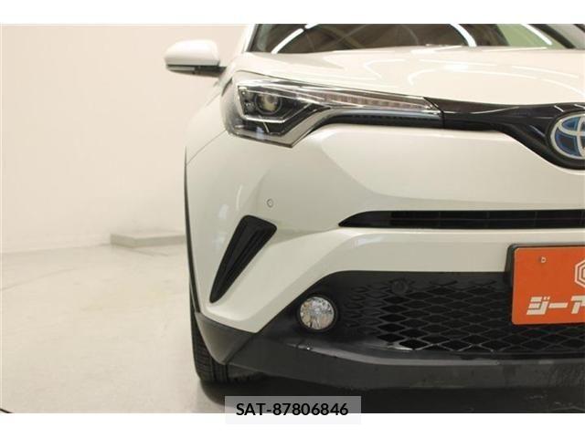 Toyota C-HR 2017-02 7357143-15