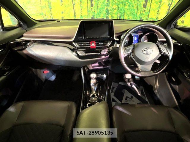 Toyota C-HR 2018-11 7357128-1