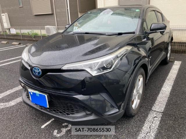 Toyota C-HR 2017-07 7357147-1