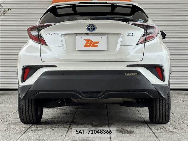 Toyota C-HR 2017-06 7357144-13
