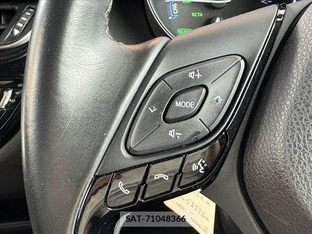 Toyota C-HR 2017-06 7357144-25