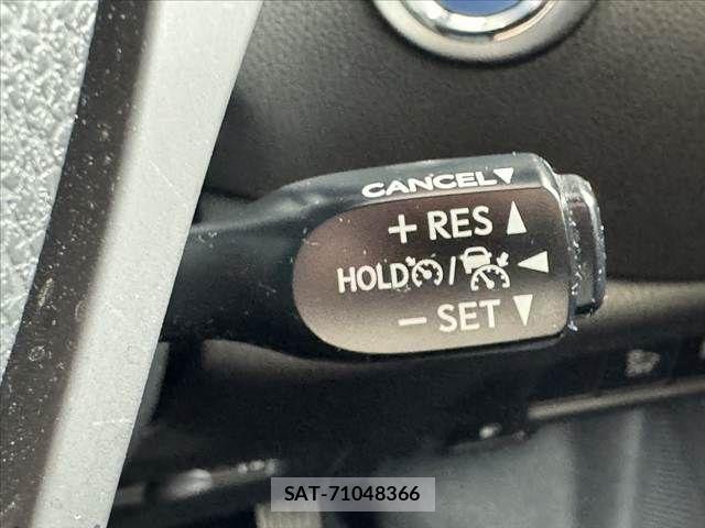 Toyota C-HR 2017-06 7357144-29
