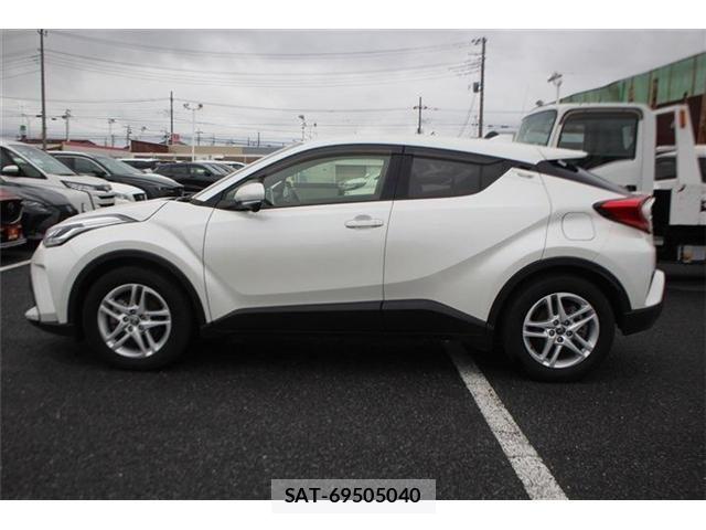 Toyota C-HR 2020-08 7357138-10