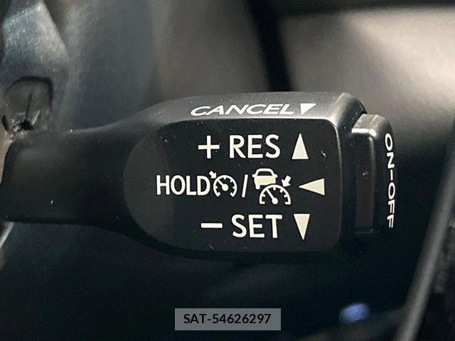 Toyota C-HR 2019-08 7391599-6