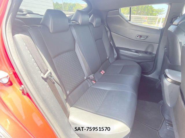 Toyota C-HR 2019-12 7391598-9