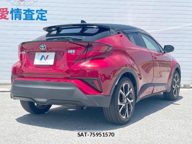 Toyota C-HR 2019-12 7391598-16