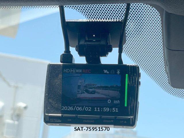 Toyota C-HR 2019-12 7391598-6