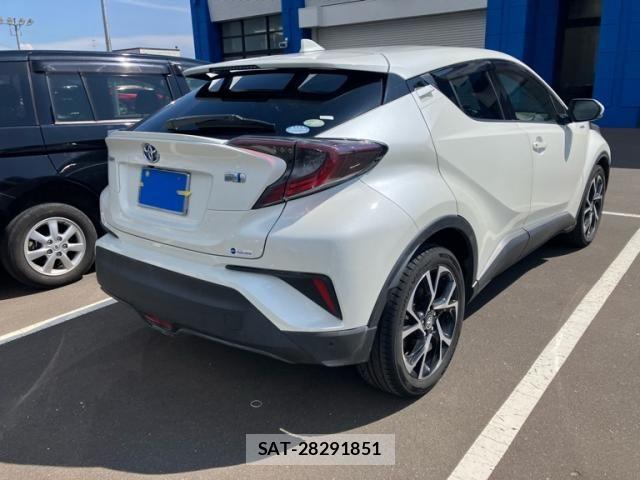 Toyota C-HR 2018-09 7453447-5