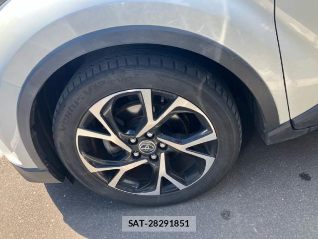 Toyota C-HR 2018-09 7453447-8
