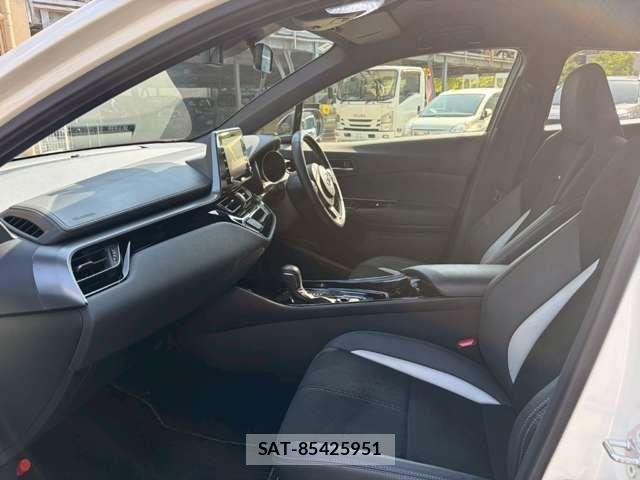 Toyota C-HR 2020-03 7453415-18