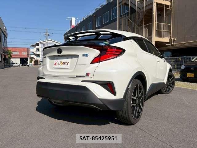 Toyota C-HR 2020-03 7453415-8