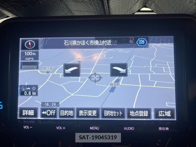 Toyota C-HR 2018-01 7453445-18