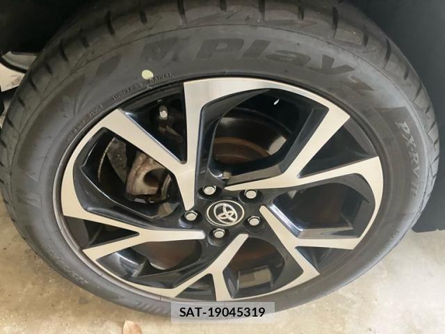 Toyota C-HR 2018-01 7453445-5