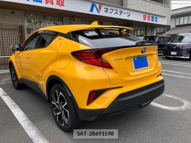 Toyota C-HR 2023-06 7453414-1