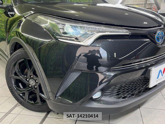 Toyota C-HR 2019-05 7453418-11