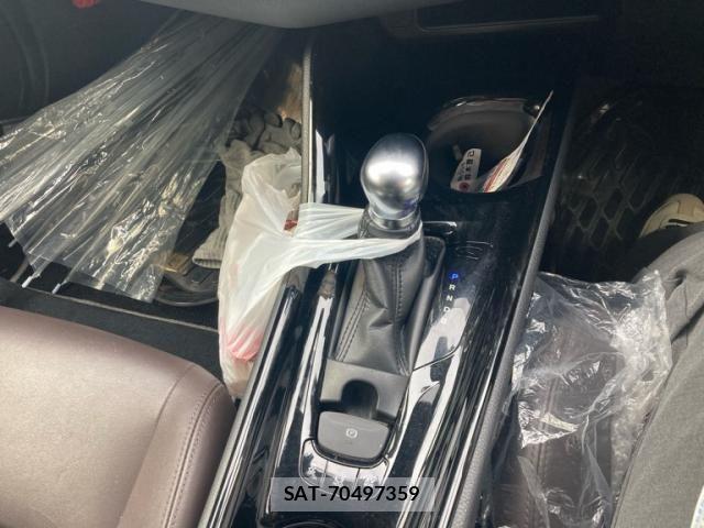 Toyota C-HR 2018-03 7453444-14