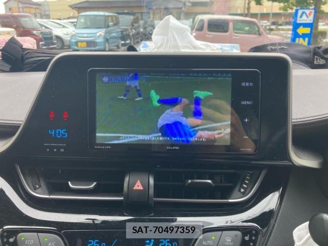 Toyota C-HR 2018-03 7453444-15