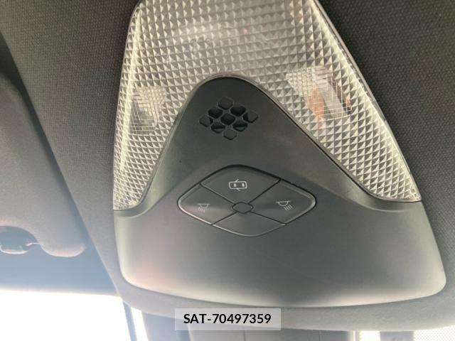 Toyota C-HR 2018-03 7453444-16