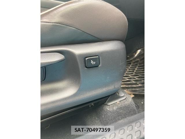 Toyota C-HR 2018-03 7453444-19